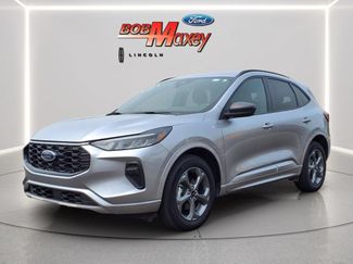 Used 2023 Ford Escape ST-Line w/ Tech Pack #1 AWD/4WD video 1