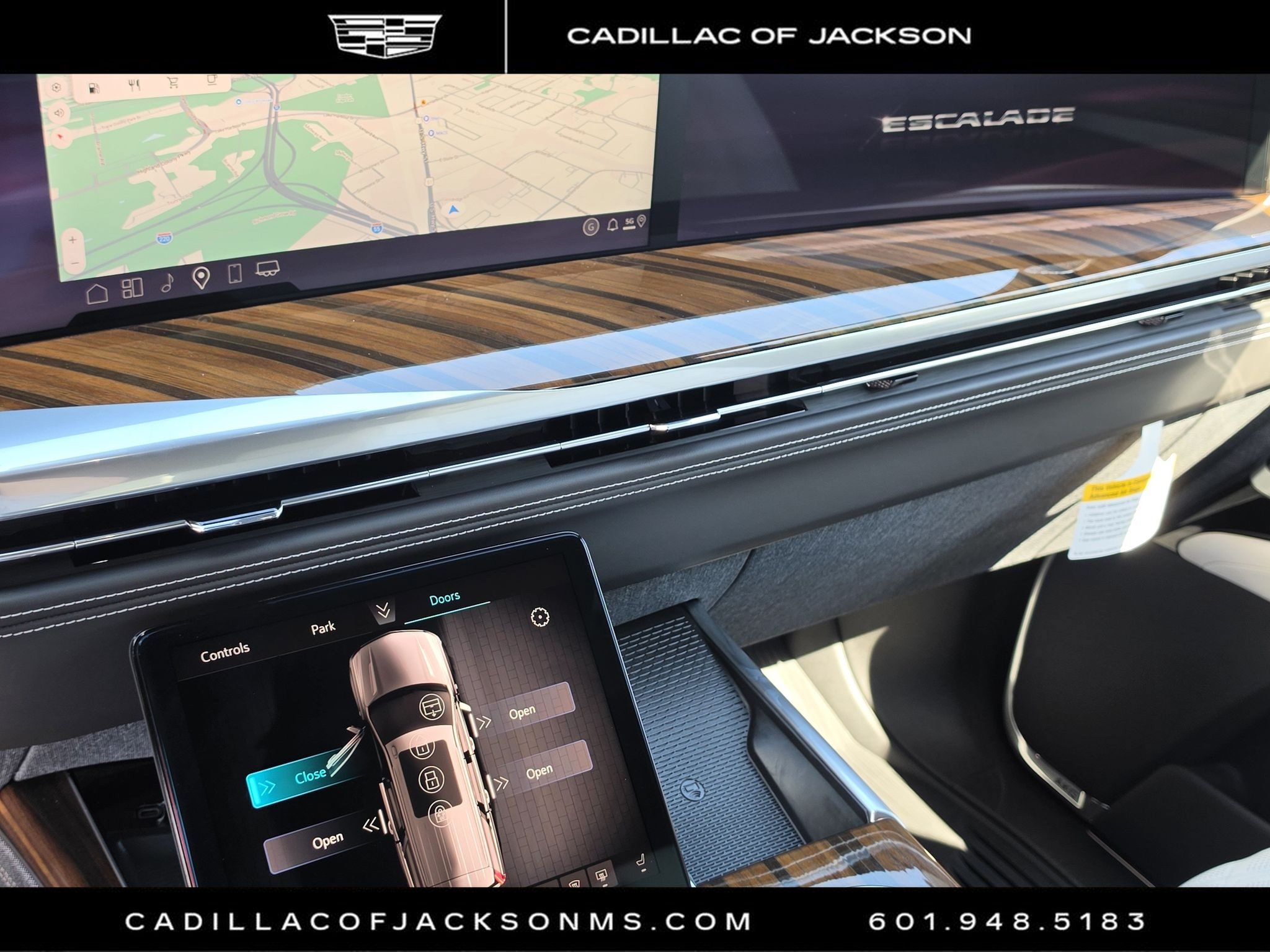 New 2027 Cadillac Escalade Platinum Sport w/ LPO, ONYX Package AWD/4WD image 10