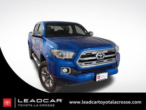 Used 2017 Toyota Tacoma Limited w/ Tow Package AWD/4WD image 1