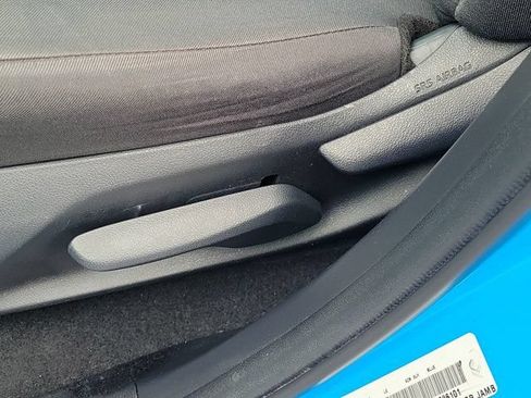 Used 2020 Toyota RAV4 LE w/ Carpet Mat Package FWD image 16