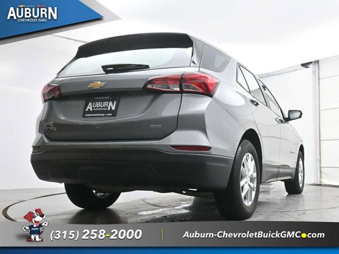 Used 2023 Chevrolet Equinox LS AWD/4WD image 23