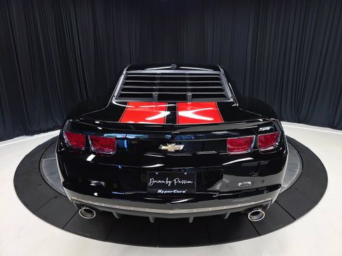 Used 2010 Chevrolet Camaro SS w/ Orange Stripe Package RWD image 12