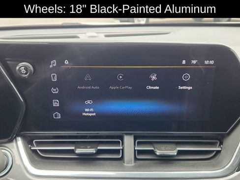 Used 2026 Chevrolet Trax ACTIV w/ Sunroof Package FWD image 41