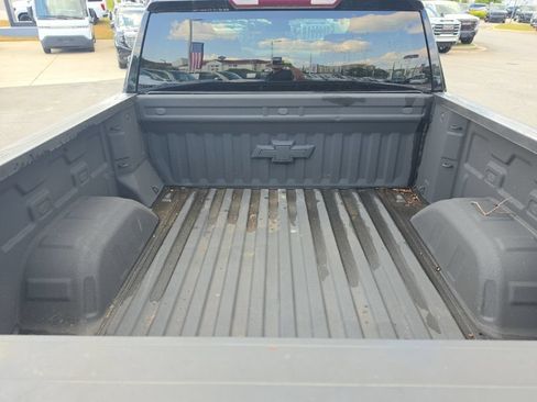 Used 2023 Chevrolet Silverado 1500 RST AWD/4WD image 11