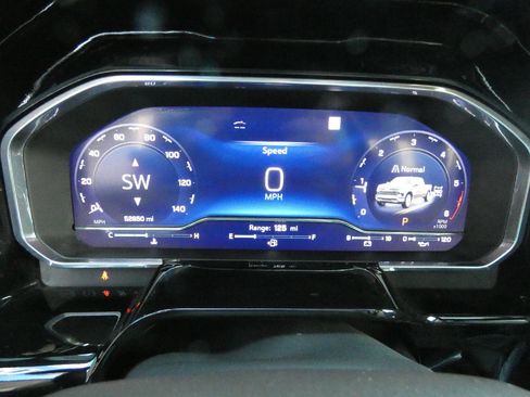 Certified 2023 Chevrolet Silverado 1500 LTZ w/ LTZ Premium Package image 21