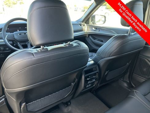 New 2025 Jeep Grand Cherokee Limited w/ Luxury Tech Group II image 23