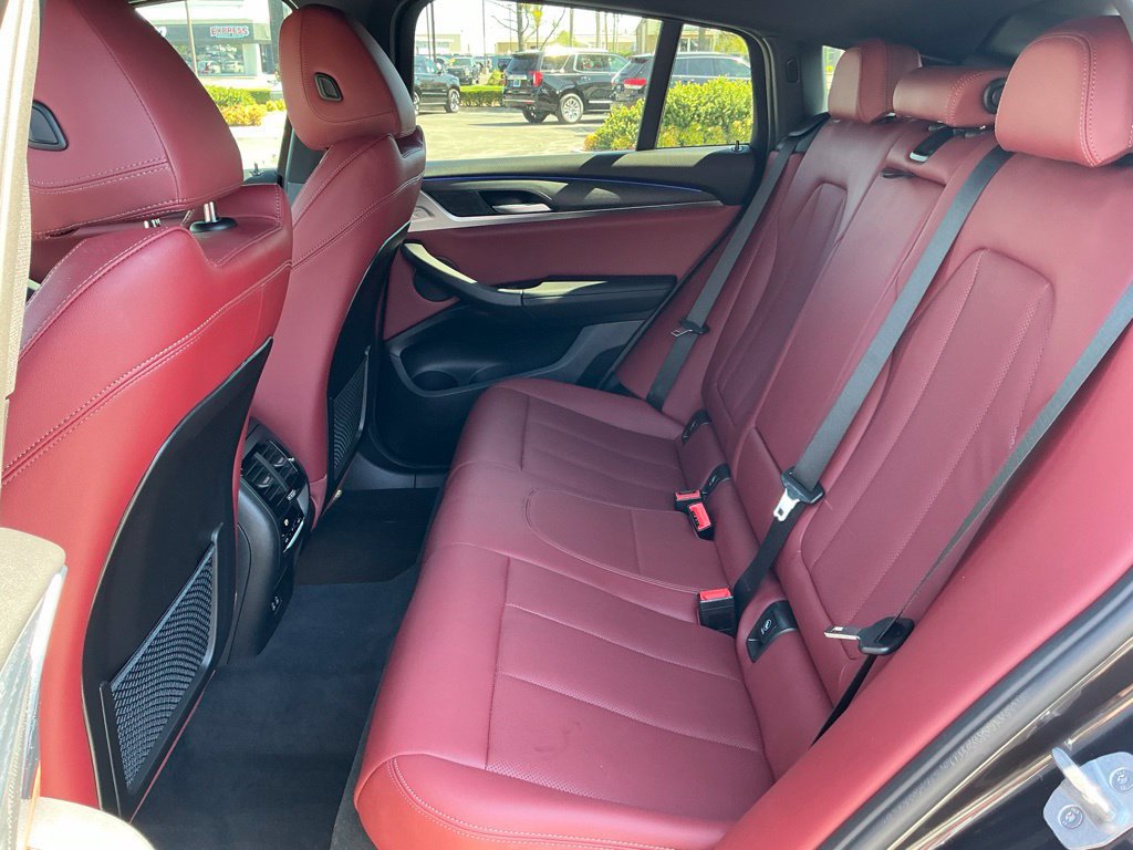 Used 2024 BMW X4 xDrive30i w/ Premium Package AWD/4WD image 19