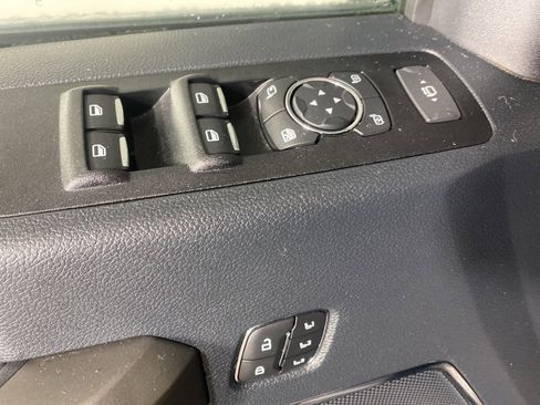 Used 2022 Ford F350 Platinum image 12