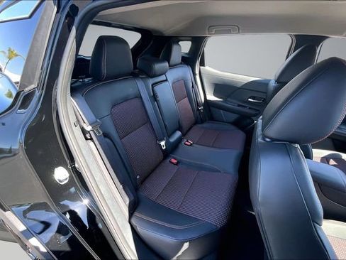 New 2026 Nissan Kicks SR FWD image 10