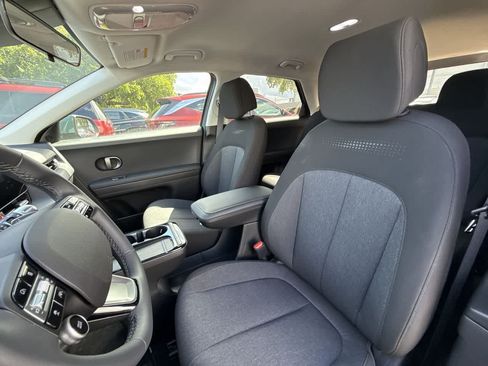 New 2025 Hyundai Ioniq 5 SE RWD image 14