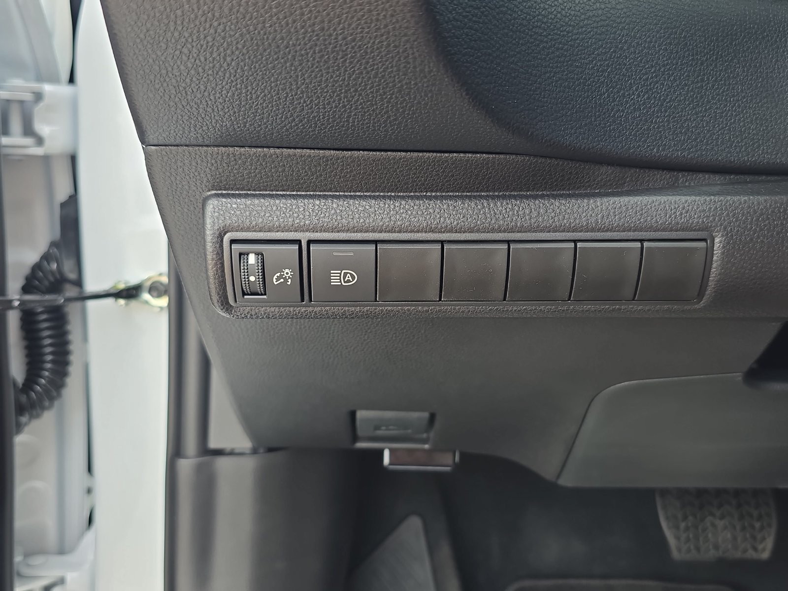New 2027 Toyota Corolla LE FWD image 21
