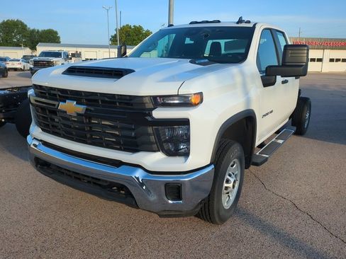 New 2025 Chevrolet Silverado 2500 W/T w/ Snow Plow Prep/Camper Package AWD/4WD image 23