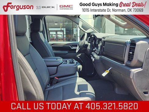 New 2026 GMC Sierra 2500 SLT w/ X31 Off-Road Package AWD/4WD image 39