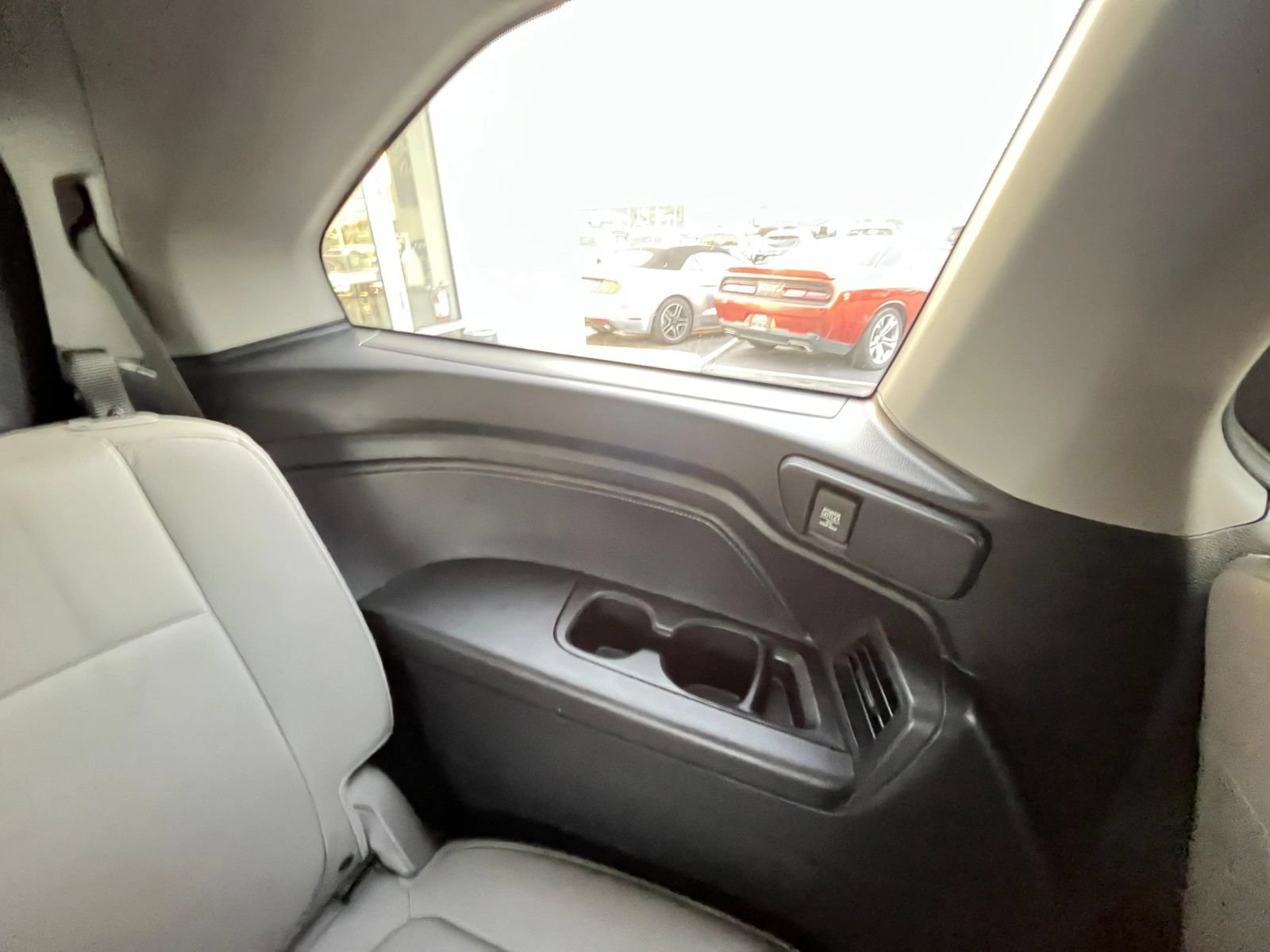 Used 2018 Honda Odyssey EX-L image 54