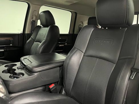 Used 2018 RAM 2500 Laramie w/ Sport Appearance Group AWD/4WD image 22