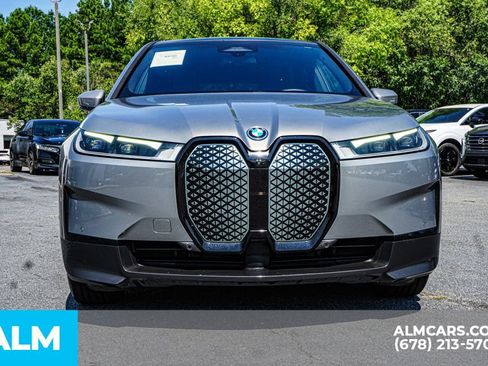 Used 2024 BMW iX xDrive50 w/ Convenience Package AWD/4WD image 9