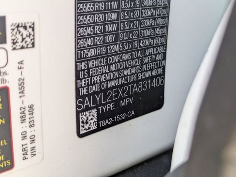 New 2026 Land Rover Range Rover Velar Dynamic SE image 22