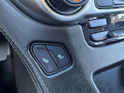 Used 2019 Chevrolet Tahoe LT AWD/4WD image 34