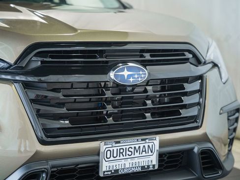 Used 2025 Subaru Ascent Bronze Edition AWD/4WD image 15