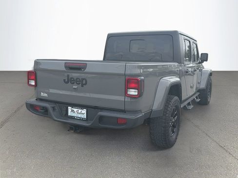 Used 2022 Jeep Gladiator Sport AWD/4WD image 4