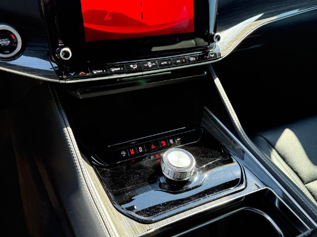 Used 2022 Jeep Wagoneer Series II RWD image 17
