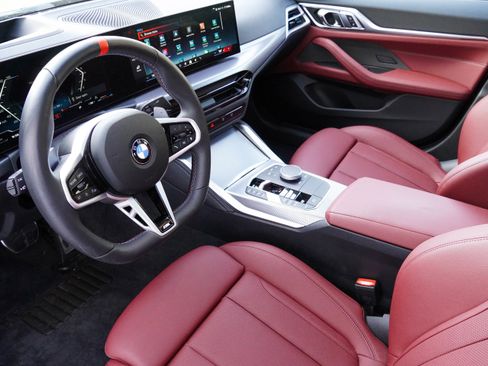 Certified 2026 BMW M440i image 9