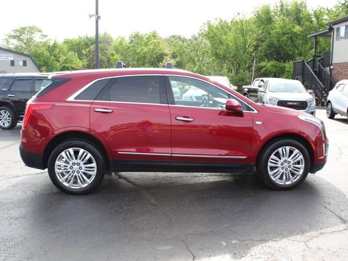 Used 2019 Cadillac XT5 Premium Luxury AWD/4WD image 4