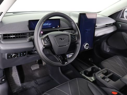 Used 2025 Ford Mustang Mach-E Select w/ Comfort Package Lite RWD image 27