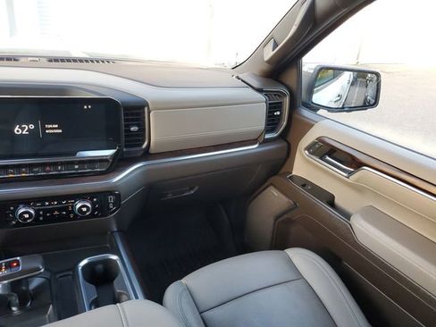 Used 2024 GMC Sierra 1500 SLT w/ SLT Premium Plus Package image 15