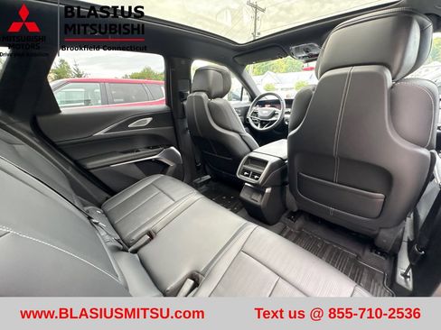 Used 2024 Cadillac Lyriq Luxury AWD/4WD image 48
