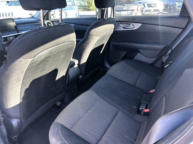 Used 2023 Kia Forte LXS FWD image 28