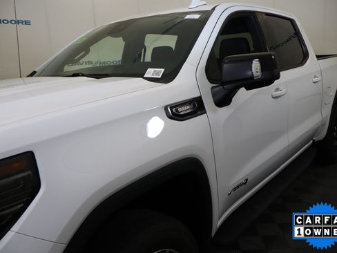 Used 2024 GMC Sierra 1500 AT4 w/ Technology Package AWD/4WD image 13