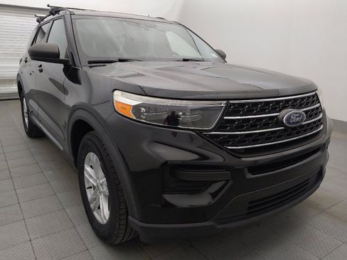 Used 2020 Ford Explorer XLT w/ Class III Trailer Tow Package AWD/4WD image 13