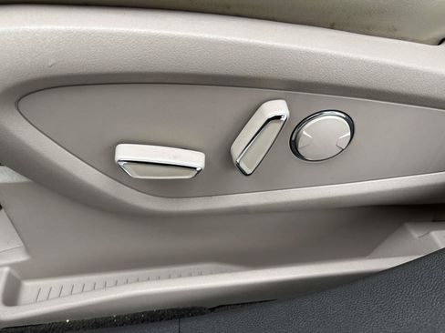 Certified 2022 Lincoln Nautilus Reserve AWD/4WD image 22