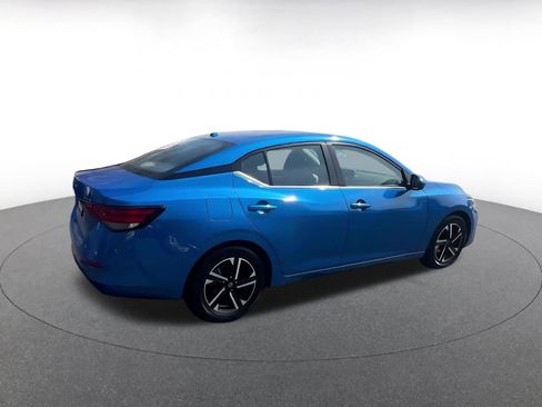 Used 2025 Nissan Sentra SV image 15