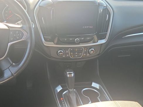 Used 2020 Chevrolet Traverse LT FWD image 28