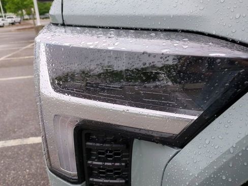 New 2026 Toyota Tundra SR5 AWD/4WD image 10