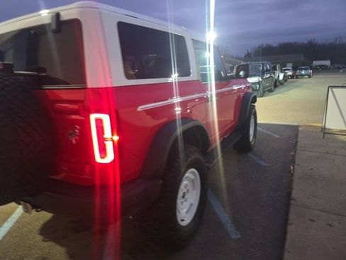 Used 2024 Ford Bronco Heritage Edition image 3