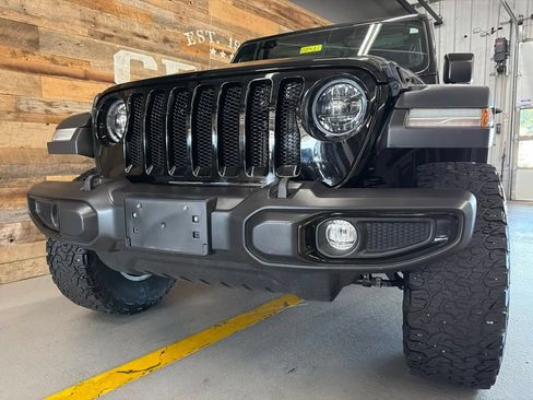 Used 2023 Jeep Wrangler Unlimited Sport AWD/4WD image 8