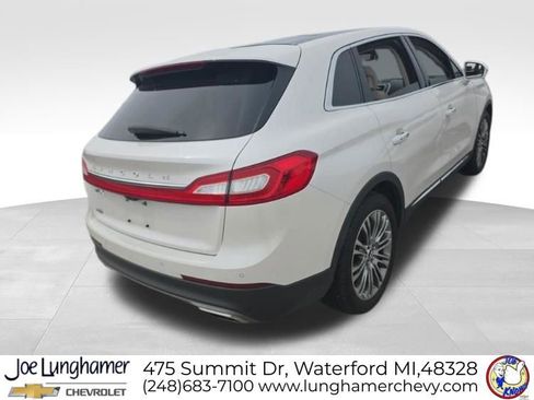 Used 2016 Lincoln MKX Reserve w/ Climate Package FWD image 4