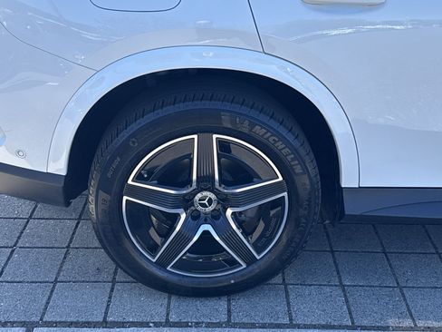 Certified 2023 Mercedes-Benz GLC 300 4MATIC image 15