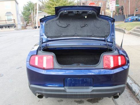 Used 2012 Ford Mustang Convertible image 10