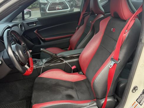 Used 2018 Subaru BRZ tS w/ Popular Package #3 RWD image 11
