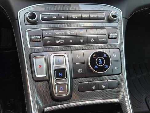 Certified 2023 Hyundai Santa Fe SEL Premium AWD/4WD image 29