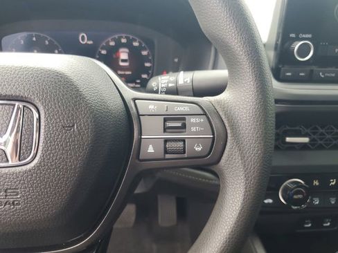 Certified 2025 Honda Accord SE image 18