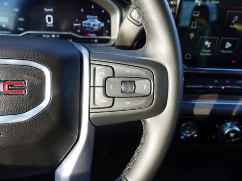 Used 2024 GMC Sierra 1500 Elevation image 40