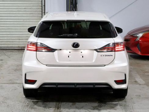 Used 2016 Lexus CT 200h w/ Accessory Package 2 image 6