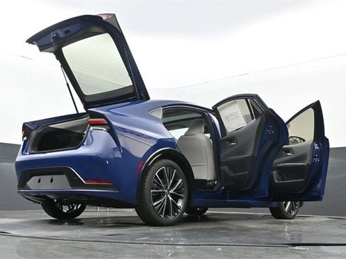 New 2026 Toyota Prius XLE image 26