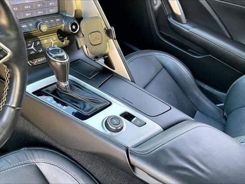 Used 2018 Chevrolet Corvette Stingray Coupe w/ 2LT Preferred Equipment Group image 13