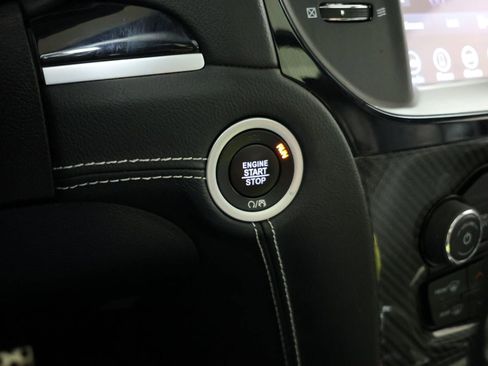 Used 2023 Chrysler 300 C RWD image 19
